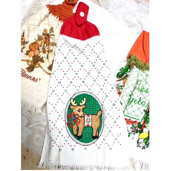 ***SOLD***3 pc Lot Crocheted/Hand Sewn Altered Kitchen Hanging Hand/Tea Towels - Picture 6 of 9